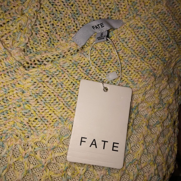 Fate Multi-Colored Sweater! 💗💛💙 - Picture 5 of 5